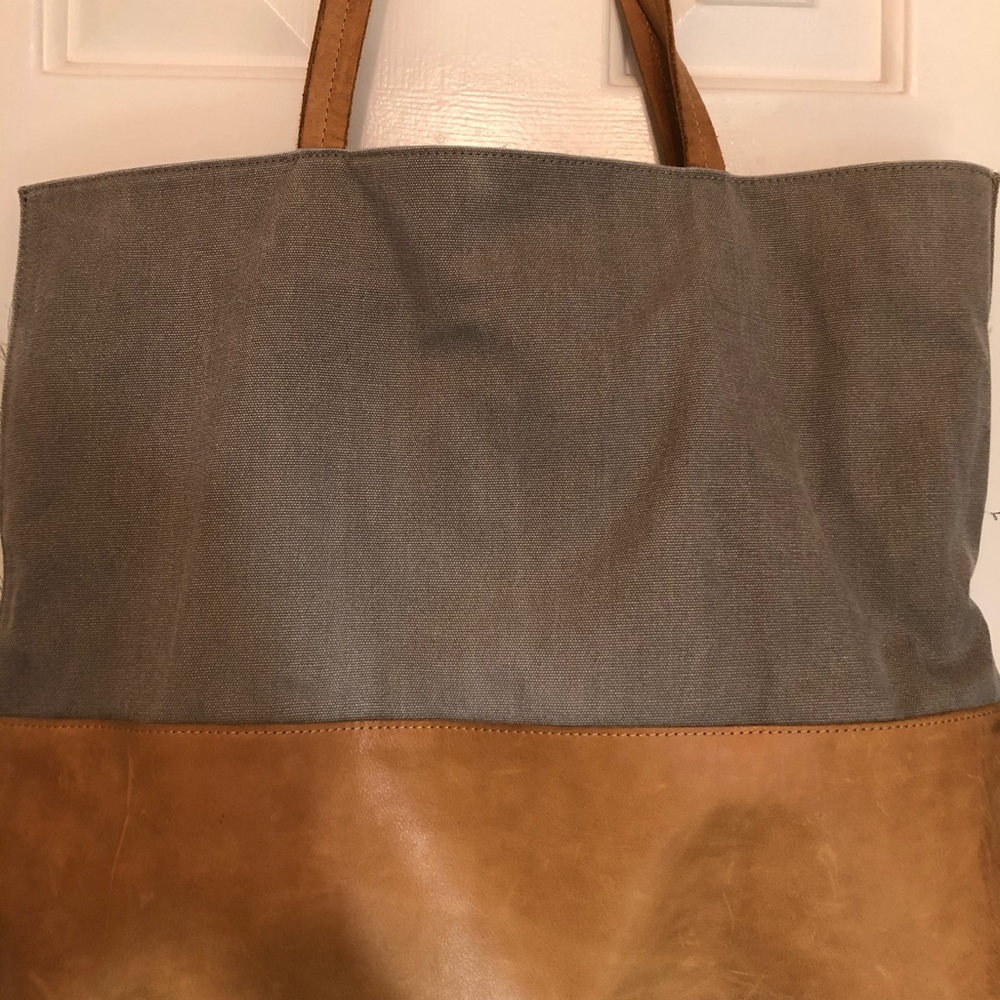 Hearth and Hand Large Over the Shoulder Bag
